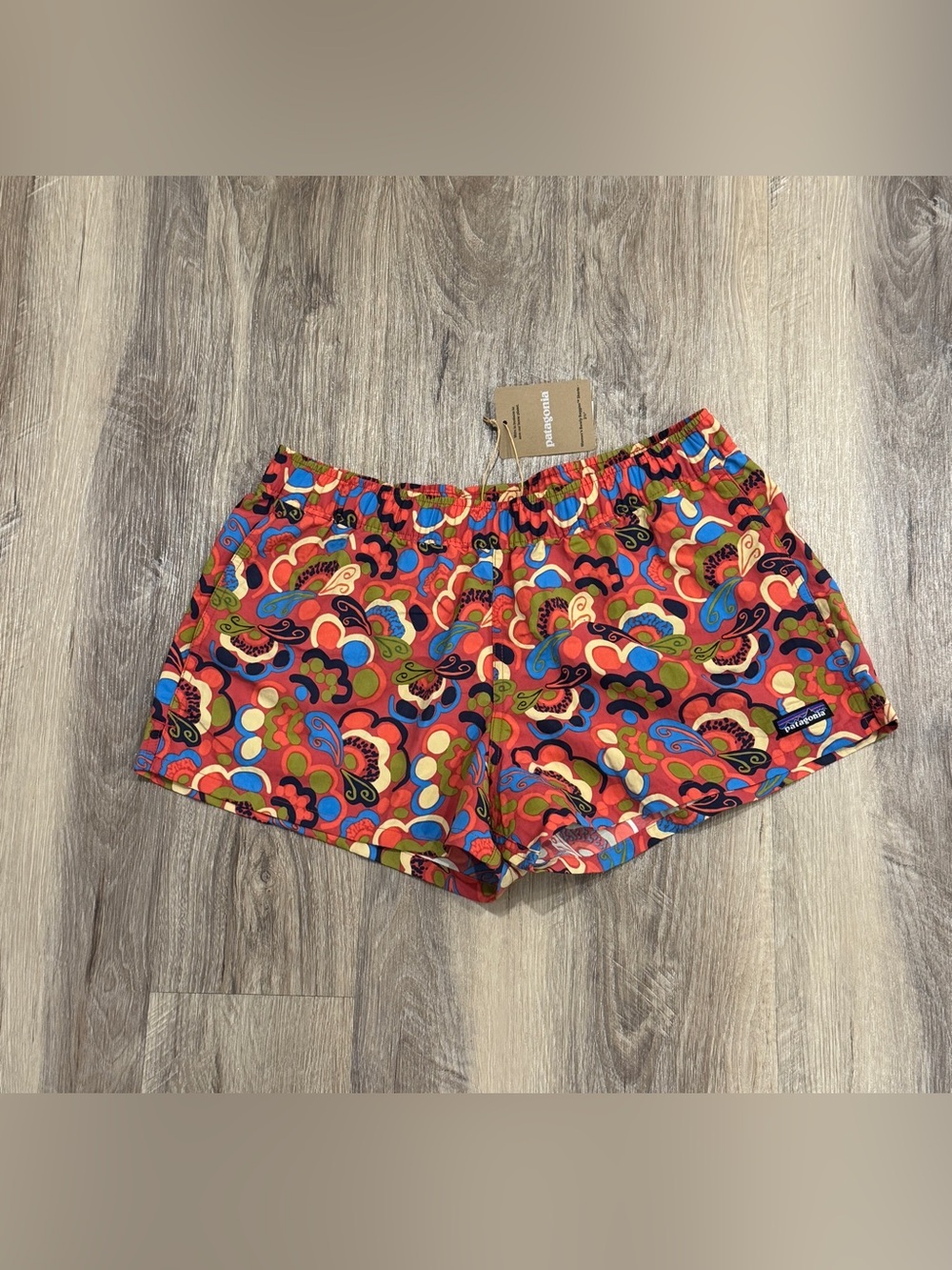Patagonia Women’s S Barely Baggies Shorts - 2 1/2”